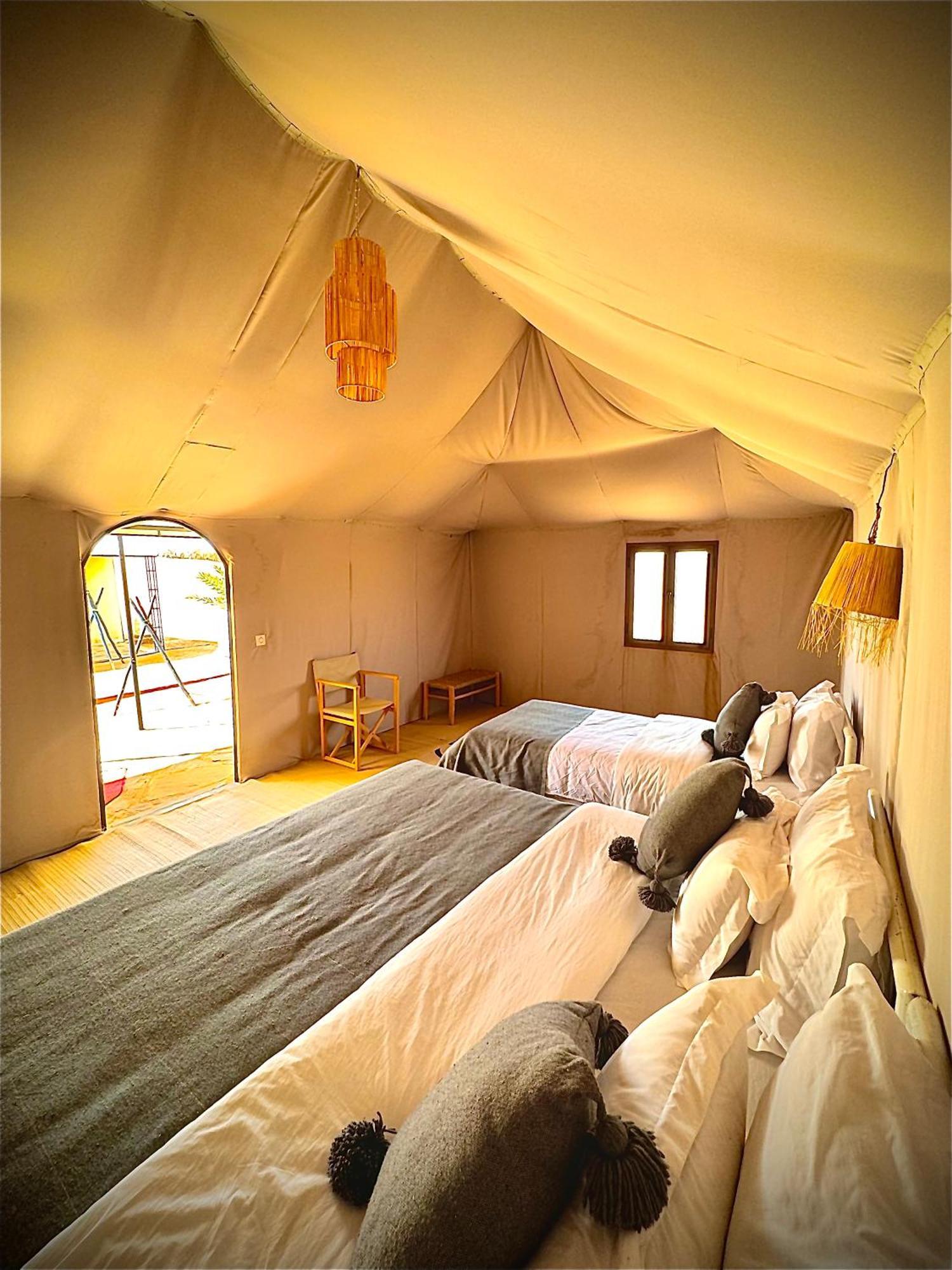 Sahara Vibes Luxury Camp Villa Merzouga Bagian luar foto