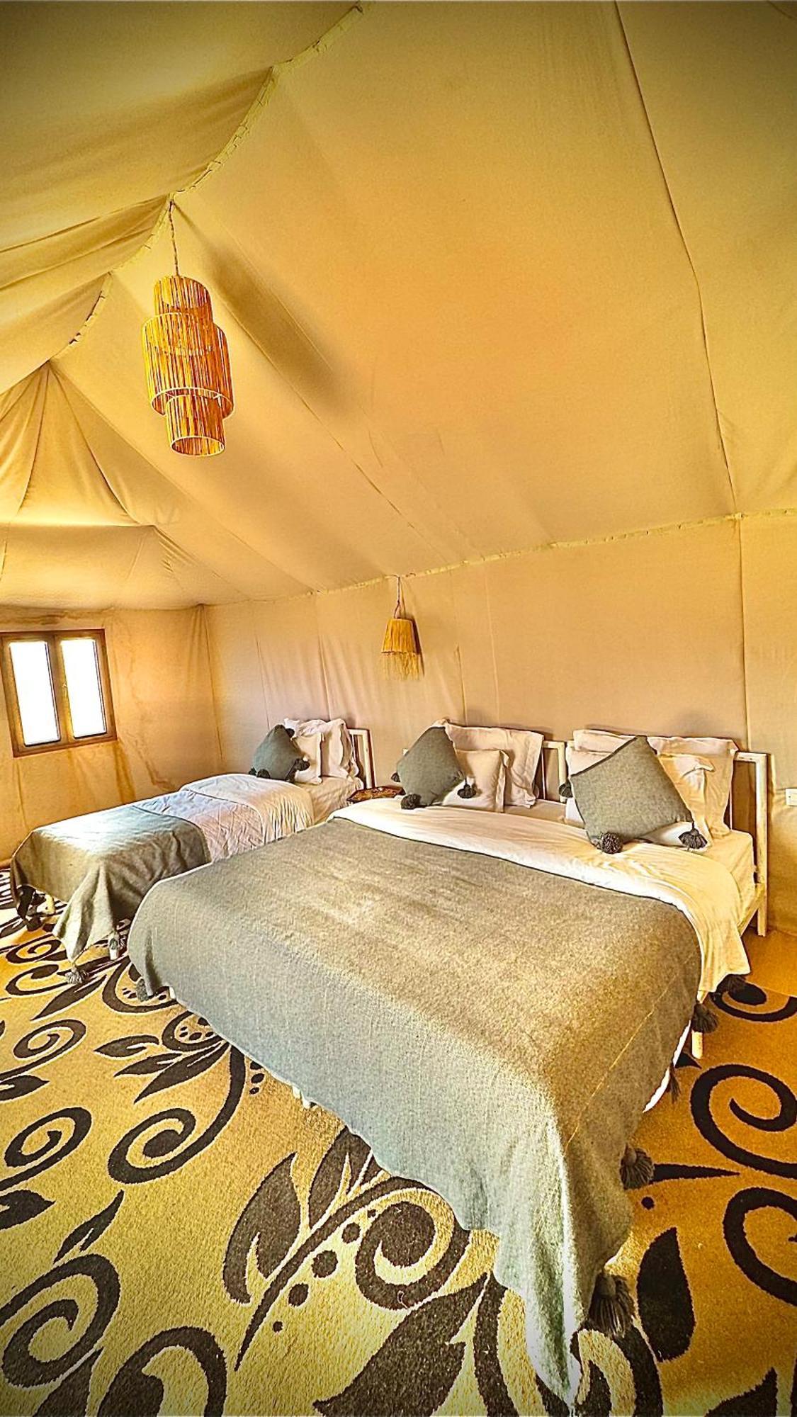Sahara Vibes Luxury Camp Villa Merzouga Bagian luar foto