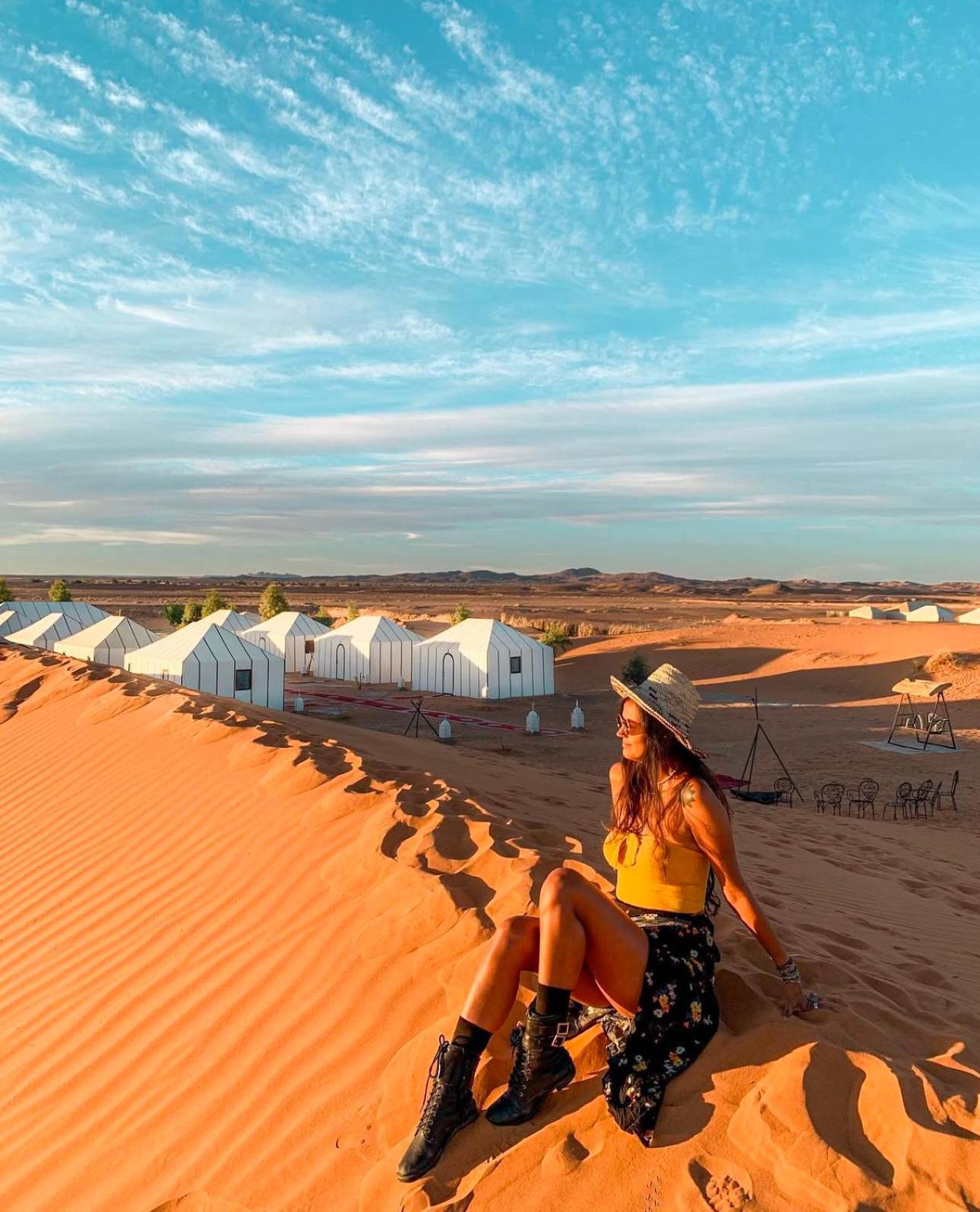Sahara Vibes Luxury Camp Villa Merzouga Bagian luar foto